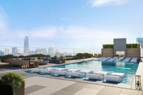 Modern 1BR Condo on Rainey St - Pool & Views